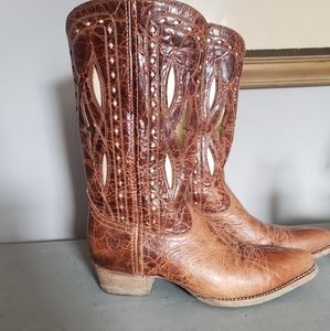 Ariat Cowboy boots